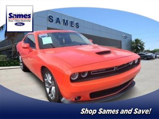 Used 2022 Dodge Challenger GT image 1