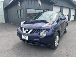 Used 2016 Nissan Juke SV image 1