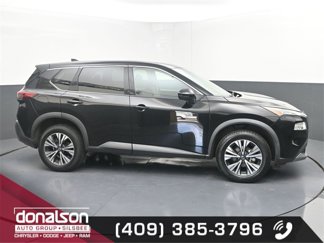 Used 2021 Nissan Rogue SV image 1