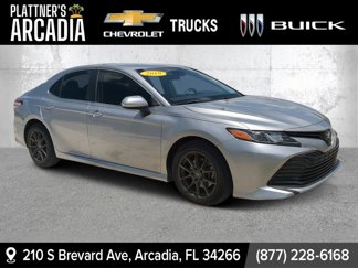 Used 2019 Toyota Camry LE image 1