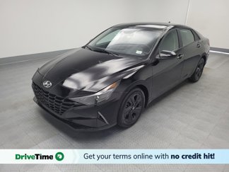 Used 2023 Hyundai Elantra SEL image 1
