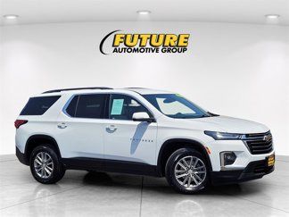 Certified 2022 Chevrolet Traverse LT image 1