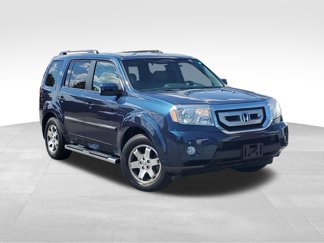 Used 2010 Honda Pilot Touring image 1
