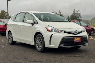 Used 2017 Toyota Prius V Four video 1