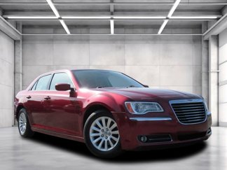 Used 2014 Chrysler 300 w/ Driver Convenience Group image 1