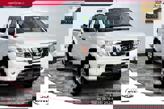 Used 2016 Nissan Frontier SV image 1
