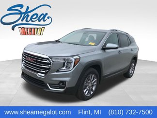 Used 2024 GMC Terrain SLT w/ LPO, Floor Liner Package image 1