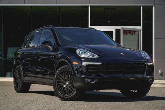 Used 2017 Porsche Cayenne Platinum Edition image 1
