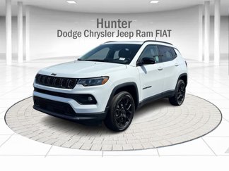 New 2025 Jeep Compass Latitude w/ Sun and Sound Group image 1