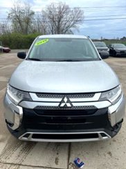 Used 2019 Mitsubishi Outlander ES image 1
