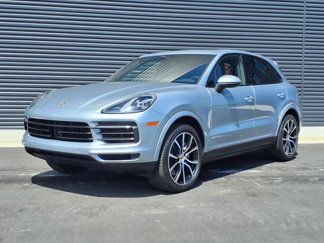 Certified 2023 Porsche Cayenne Platinum Edition image 1