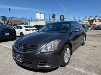 Used 2011 Nissan Altima 2.5 SL w/ Technology Pkg image 1