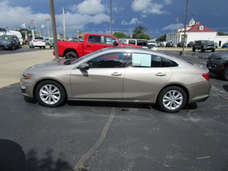 Used 2024 Chevrolet Malibu LT image 1