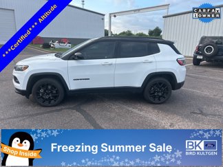 Used 2023 Jeep Compass Altitude w/ Convenience Group image 1