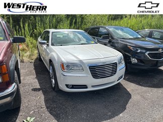 Used 2013 Chrysler 300 C image 1