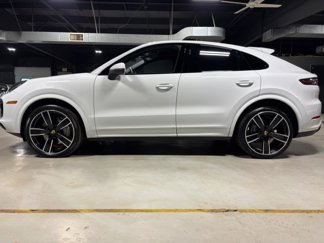Used 2022 Porsche Cayenne Platinum Edition image 1