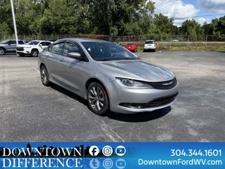 Used 2016 Chrysler 200 S w/ Comfort Group image 1
