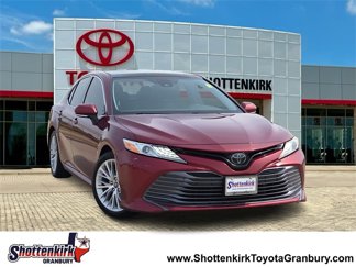 Used 2019 Toyota Camry XLE image 1