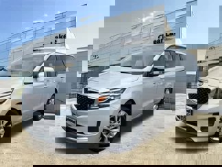 Used 2016 Kia Sedona LX w/ LX Convenience Package image 1