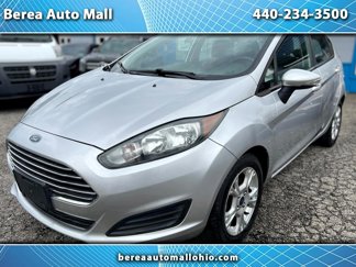 Used 2015 Ford Fiesta SE image 1