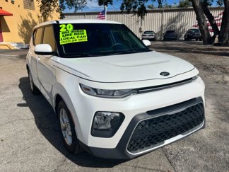 Used 2020 Kia Soul S image 1