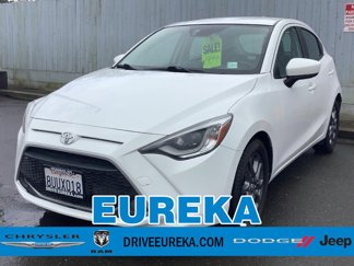 Used 2020 Toyota Yaris XLE image 1