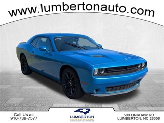 Used 2018 Dodge Challenger SXT w/ Blacktop Package image 1