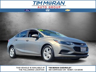 Used 2017 Chevrolet Cruze LT image 1