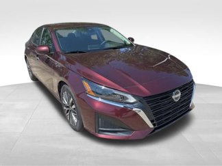 Used 2023 Nissan Altima 2.5 SV image 1