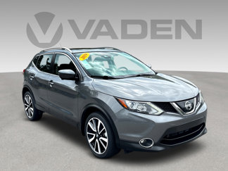 Used 2019 Nissan Rogue Sport SL image 1