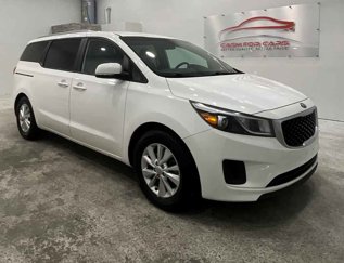 Used 2015 Kia Sedona LX w/ LX Convenience Package image 1