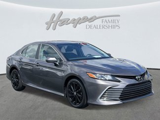 Used 2021 Toyota Camry LE w/ Carpet Mat Package (TMS) image 1