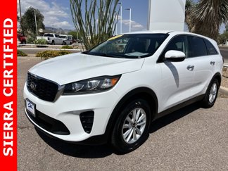 Used 2020 Kia Sorento LX image 1