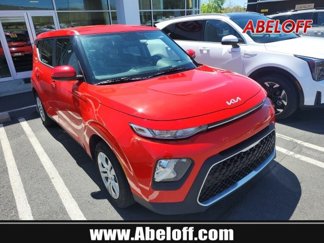 Used 2022 Kia Soul LX image 1