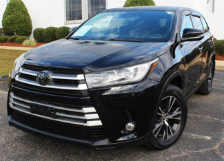 Used 2019 Toyota Highlander LE image 1