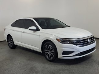 Used 2021 Volkswagen Jetta SE image 1