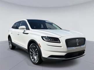 Used 2022 Lincoln Nautilus Reserve image 1