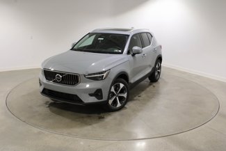New 2025 Volvo XC40 B5 Plus w/ Climate Package image 1
