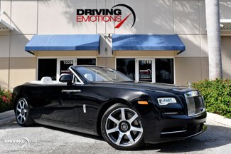 Used 2017 Rolls-Royce Dawn image 1