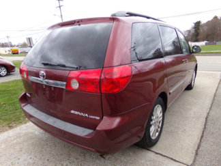 Used 2007 Toyota Sienna XLE Limited image 1