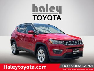Used 2019 Jeep Compass Latitude image 1