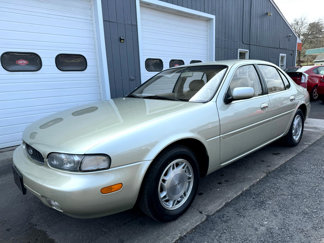 Used 1993 INFINITI J30 image 1