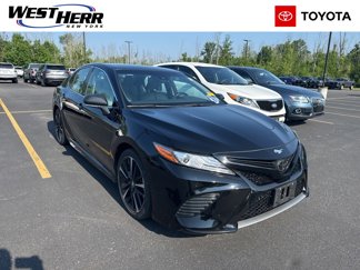 Used 2018 Toyota Camry XSE image 1