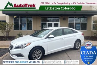 Used 2015 Hyundai Sonata SE image 1
