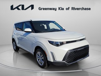 New 2025 Kia Soul LX image 1