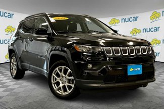 Used 2022 Jeep Compass Latitude image 1
