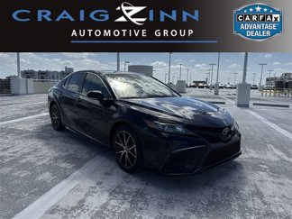 Used 2023 Toyota Camry SE image 1