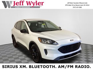 Used 2020 Ford Escape SE Sport image 1