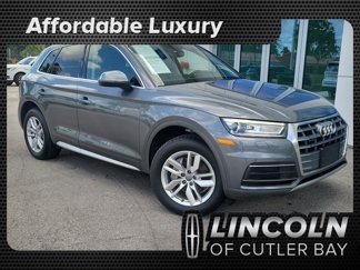 Used 2020 Audi Q5 2.0T Premium w/ Convenience Package image 1