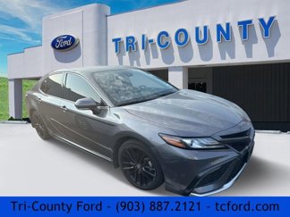 Used 2023 Toyota Camry XSE image 1
